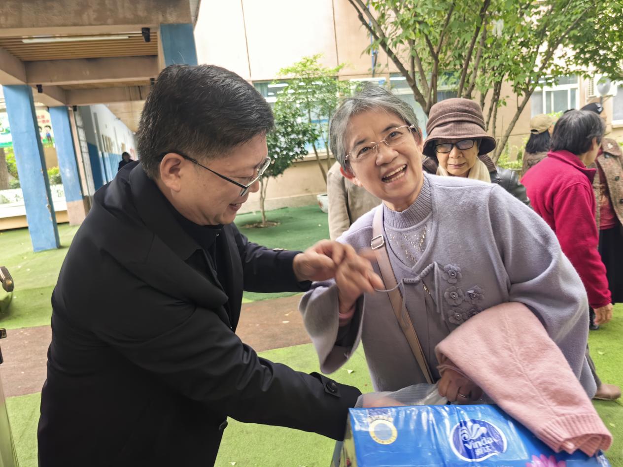 18e44c548ab431025bf6e718614812a